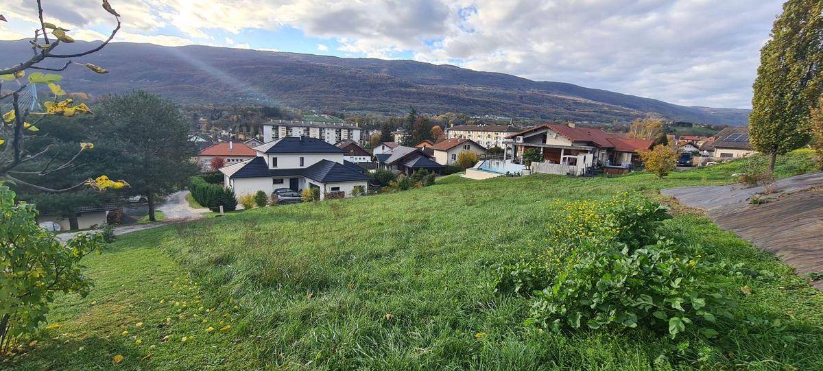 Terrain seul à Seyssel en Haute-Savoie (74) de 1050 m² à vendre au prix de 259000€ - 1