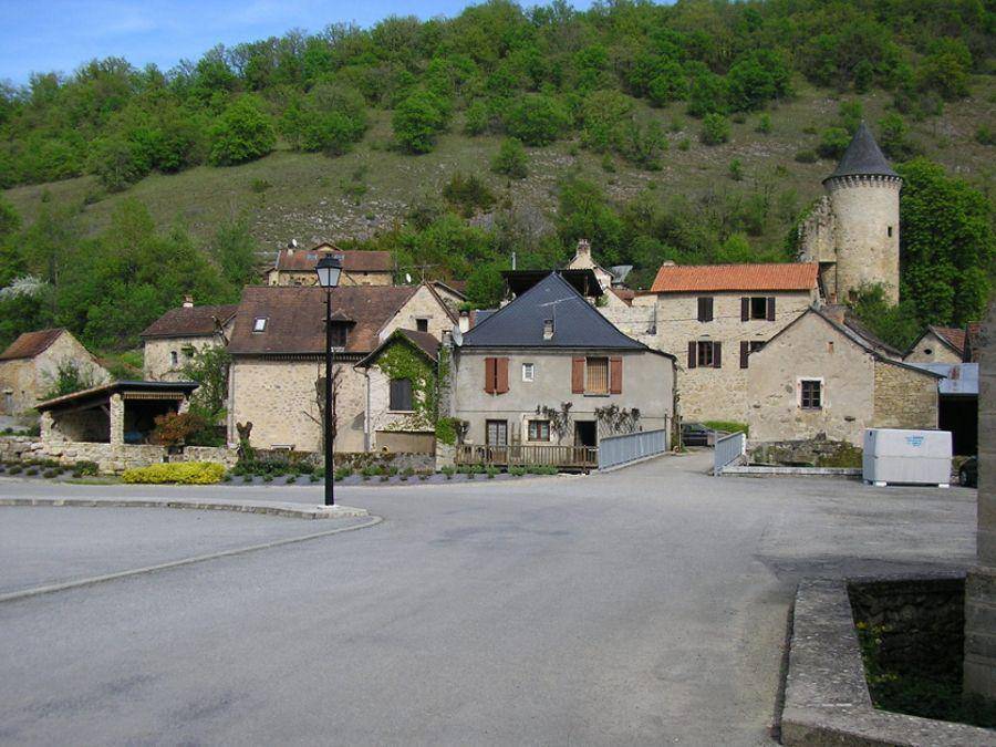 Terrain seul à La Rouquette en Aveyron (12) de 1999 m² à vendre au prix de 49975€