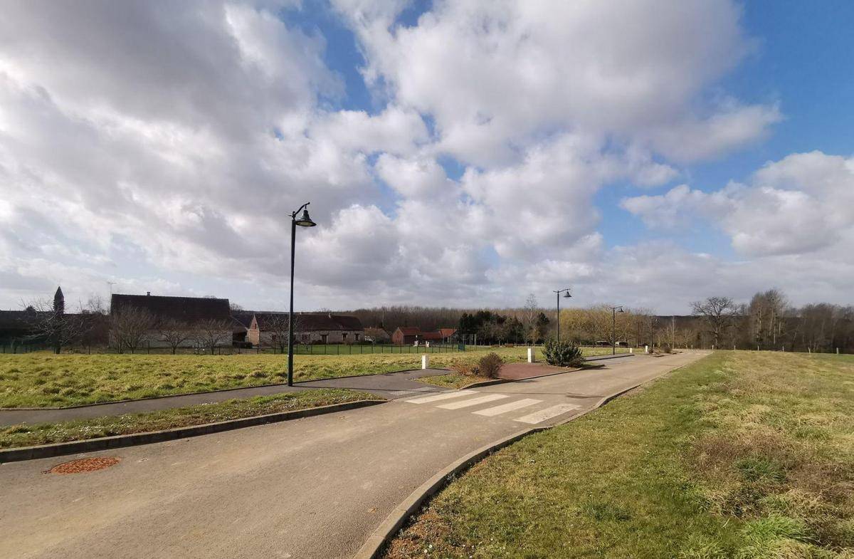 Terrain seul à Genvry en Oise (60) de 618 m² à vendre au prix de 54890€ - 1