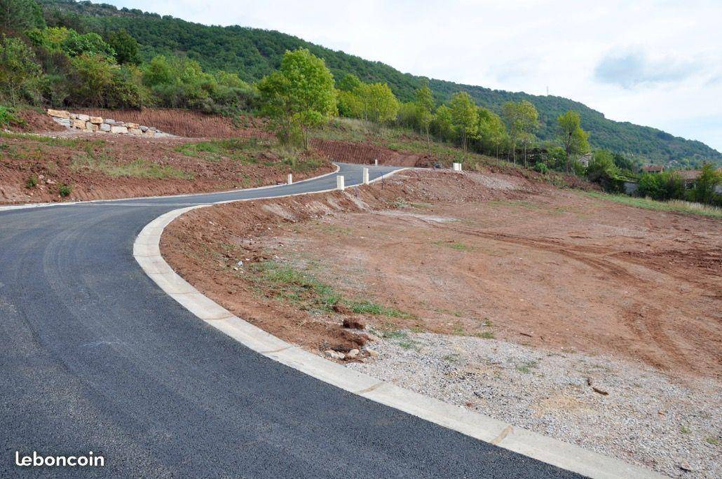 Terrain seul à Saint-Affrique en Aveyron (12) de 1000 m² à vendre au prix de 55400€