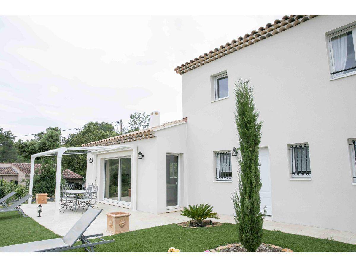 Programme terrain + maison à L'Isle-sur-la-Sorgue en Vaucluse (84) de 858 m² à vendre au prix de 570000€ - 1