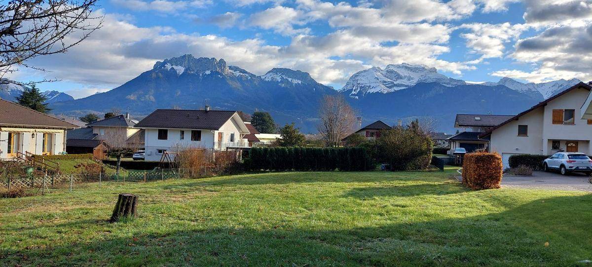 Terrain seul à Saint-Jorioz en Haute-Savoie (74) de 855 m² à vendre au prix de 550000€ - 1