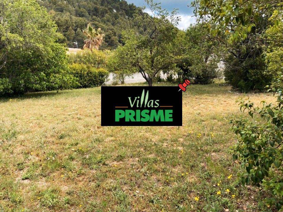Terrain seul à Cuges-les-Pins en Bouches-du-Rhône (13) de 1112 m² à vendre au prix de 285000€