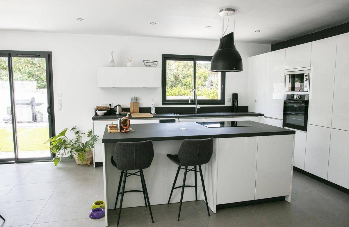 Programme terrain + maison à Monteux en Vaucluse (84) de 500 m² à vendre au prix de 505000€ - 4